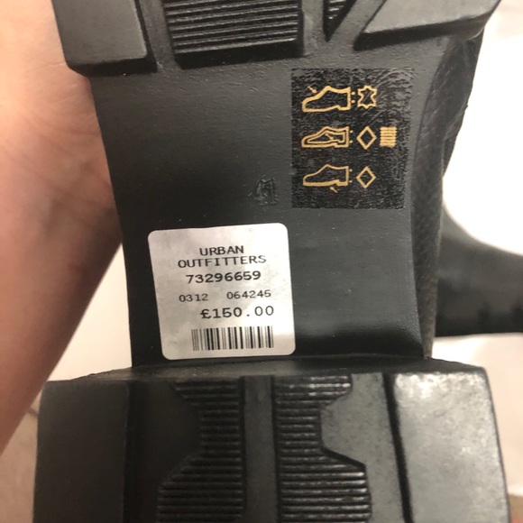 BRAND NEW Steve Madden booties - Picture 3 of 7